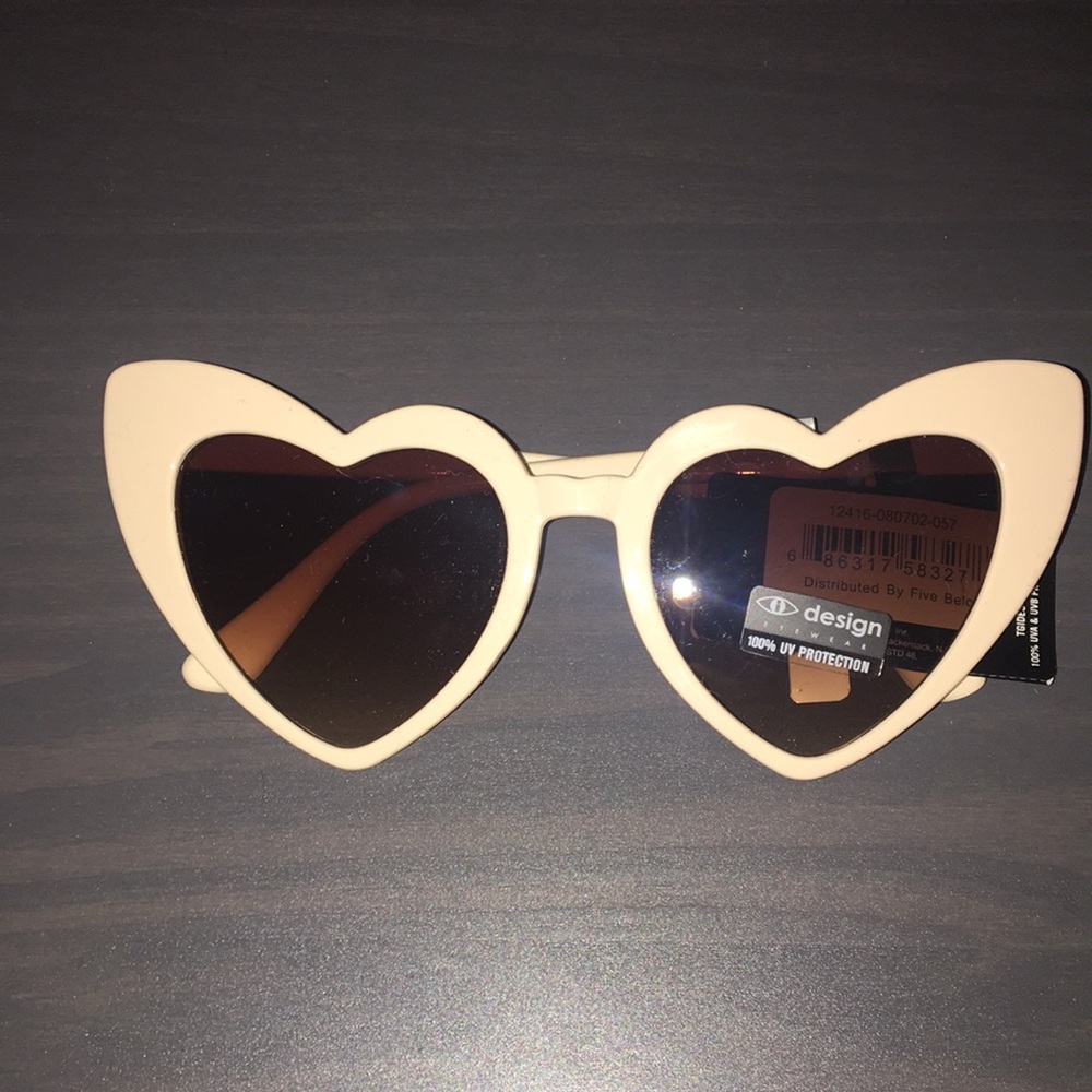 Beige Heart Sunnies heart ❤️ 🕶